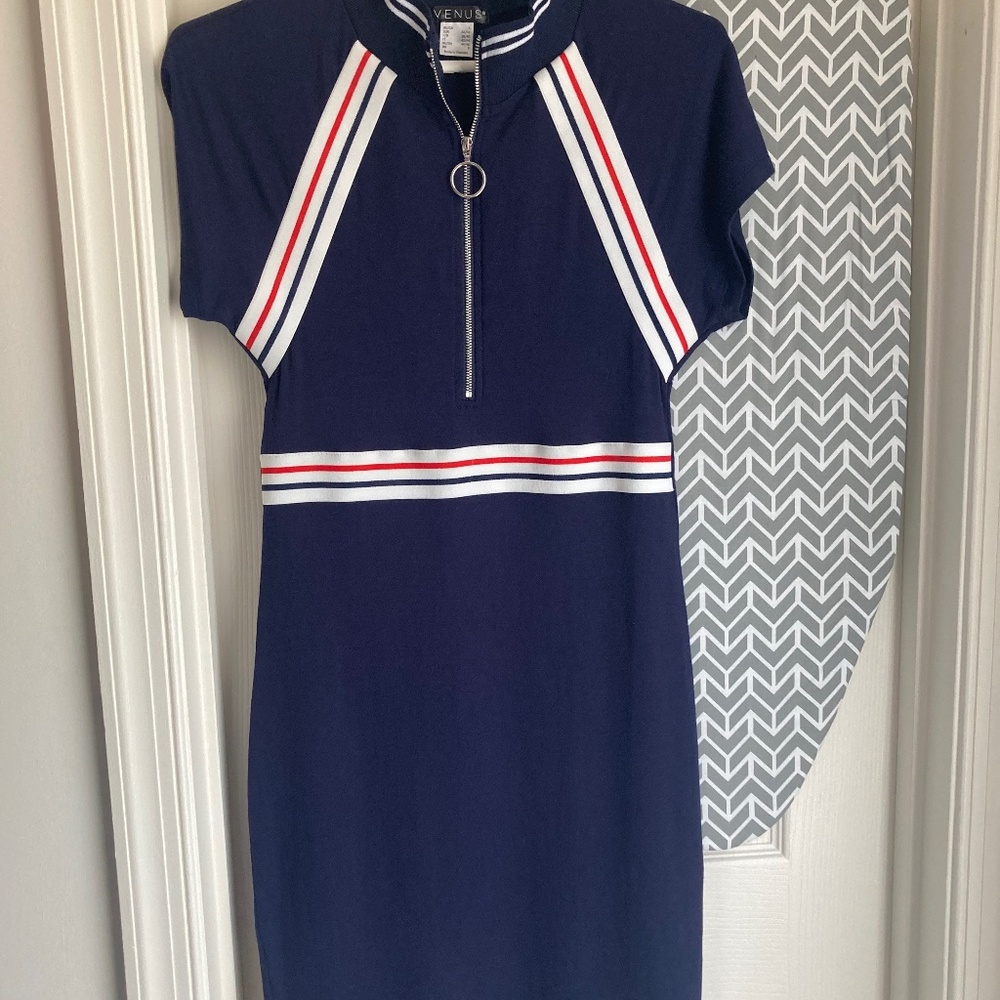EUC Venus Red White & Navy Blue Zip Up Dress Small
